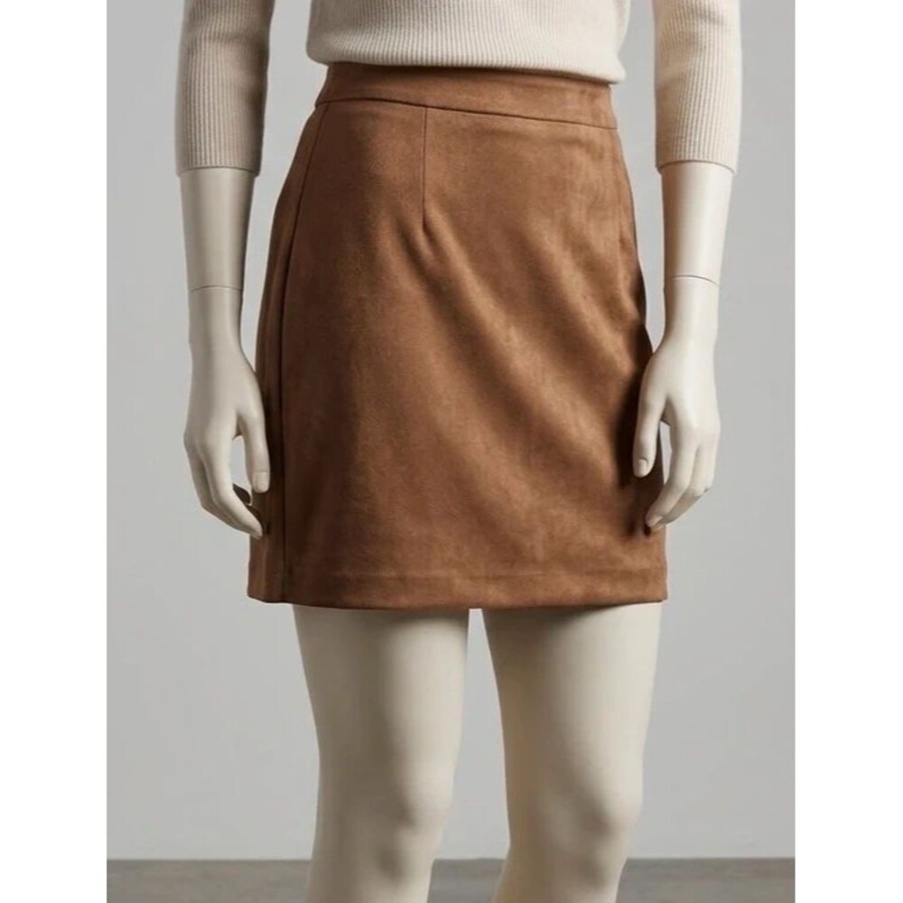 NWOT Size XXL super soft Short Skirt by LC Lauren Conrad